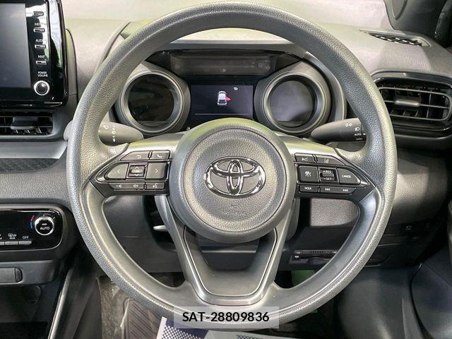 Toyota YARIS 2023-02 7227813-10