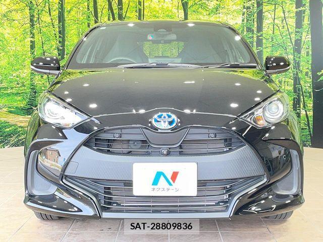 Toyota YARIS 2023-02 7227813-13