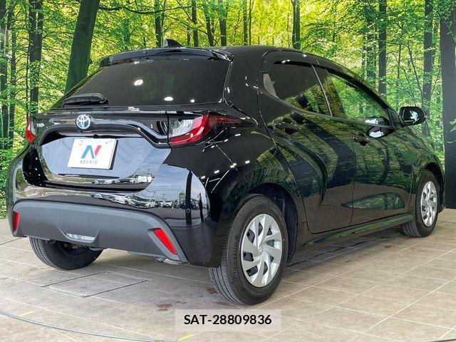 Toyota YARIS 2023-02 7227813-16