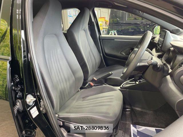 Toyota YARIS 2023-02 7227813-7