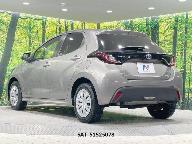 Toyota YARIS 2023-04 7227816-17