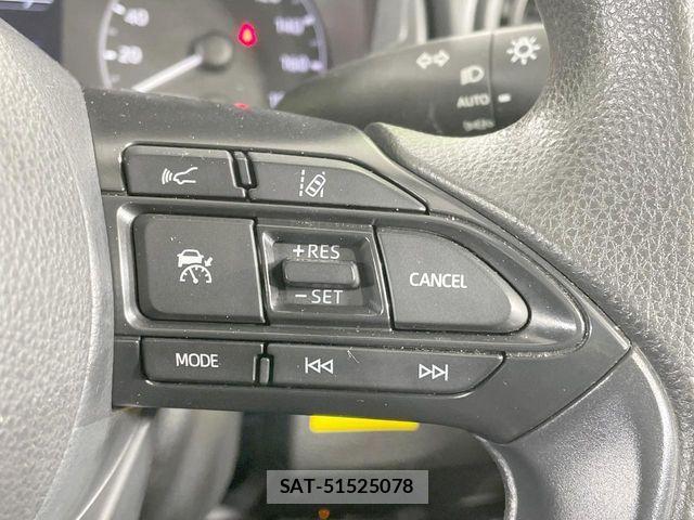 Toyota YARIS 2023-04 7227816-6