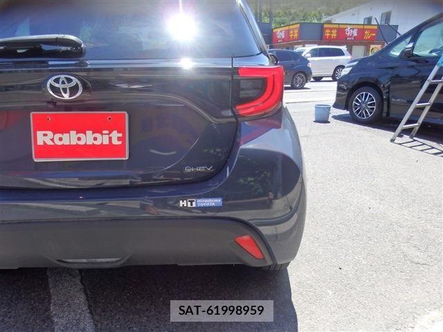 Toyota YARIS 2024-06 7227824-14