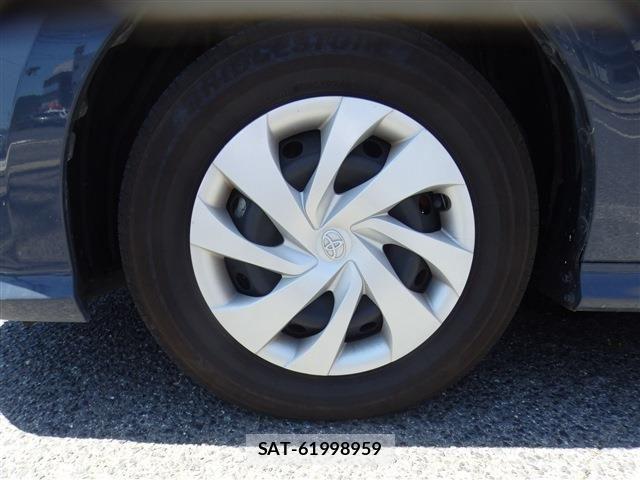 Toyota YARIS 2024-06 7227824-19