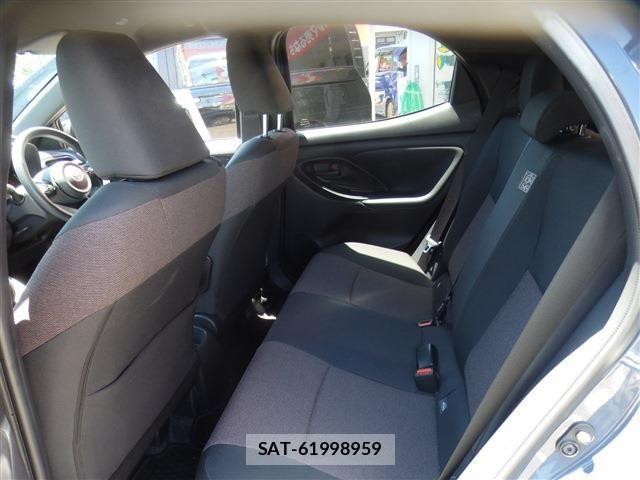 Toyota YARIS 2024-06 7227824-22