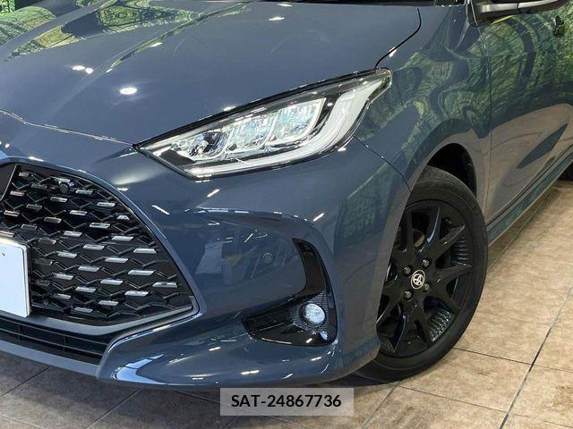 Toyota YARIS 2025-11 7227821-12