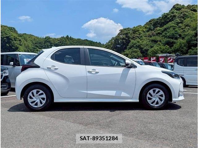 Toyota YARIS 2023-01 7227817-9