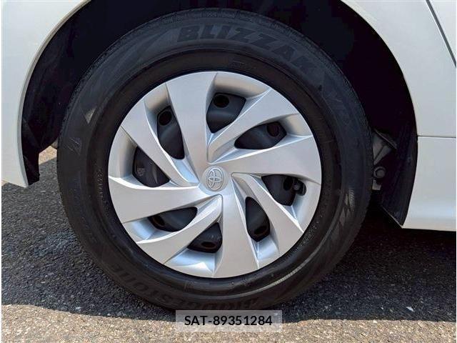 Toyota YARIS 2023-01 7227817-10
