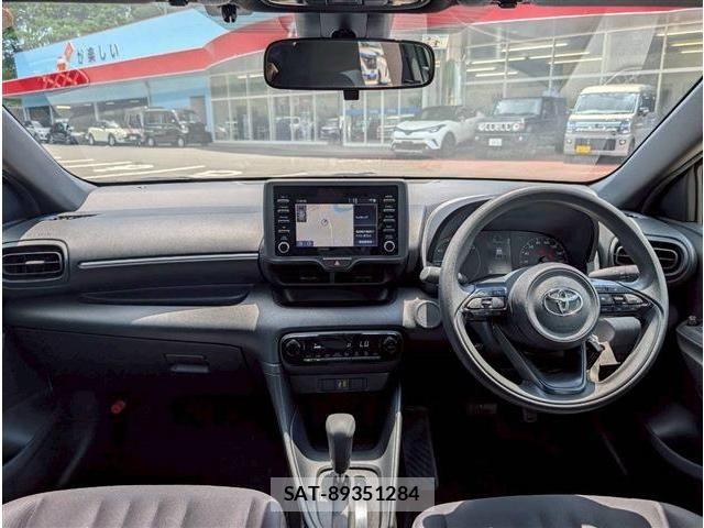 Toyota YARIS 2023-01 7227817-13