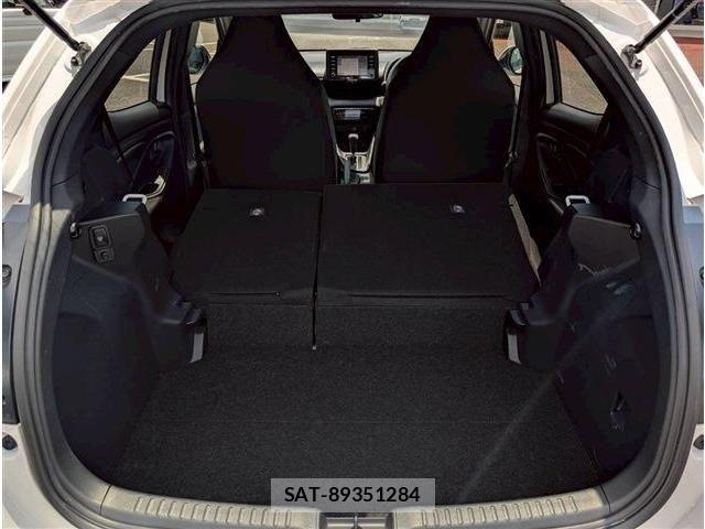 Toyota YARIS 2023-01 7227817-16
