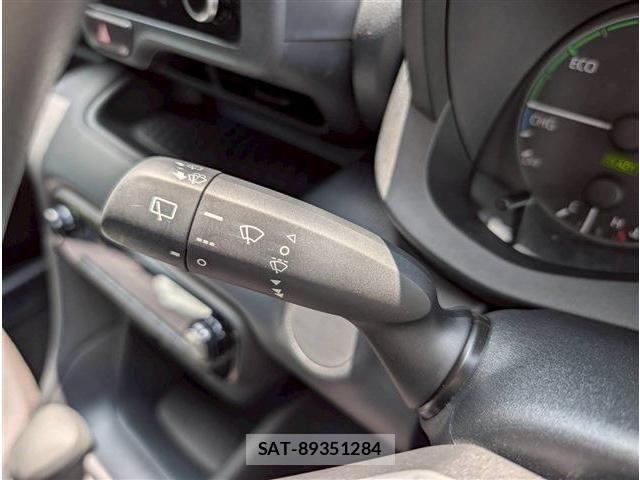 Toyota YARIS 2023-01 7227817-20