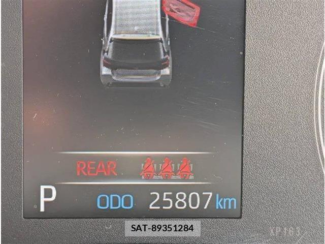 Toyota YARIS 2023-01 7227817-23