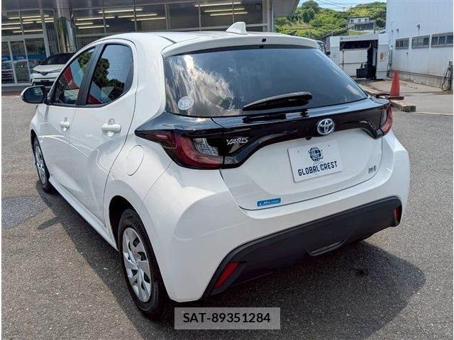Toyota YARIS 2023-01 7227817-7