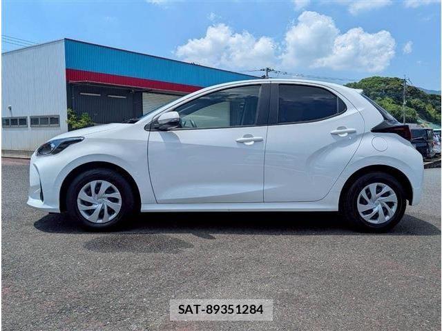 Toyota YARIS 2023-01 7227817-8