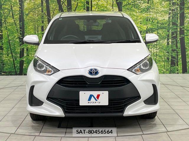 Toyota YARIS 2023-04 7227819-14