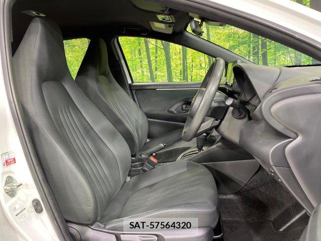 Toyota YARIS 2023-04 7273358-10