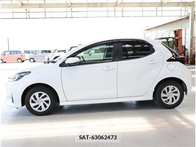 Toyota YARIS 2021-04 7331549-23