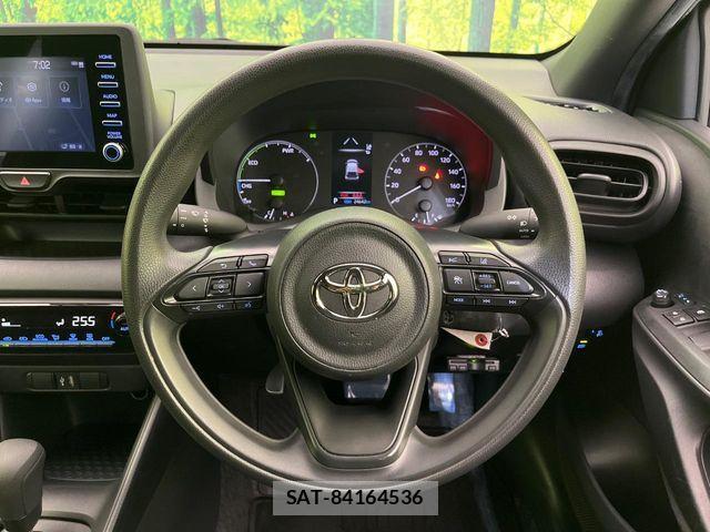 Toyota YARIS 2023-04 7331544-9