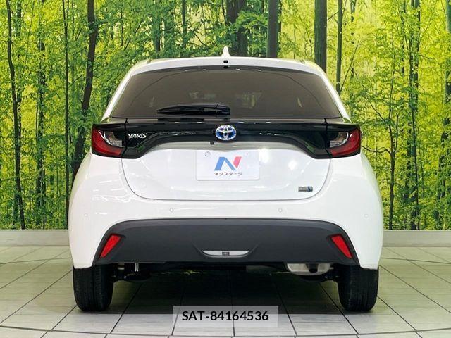 Toyota YARIS 2023-04 7331544-14