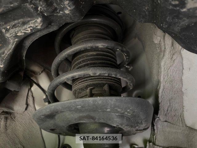 Toyota YARIS 2023-04 7331544-19