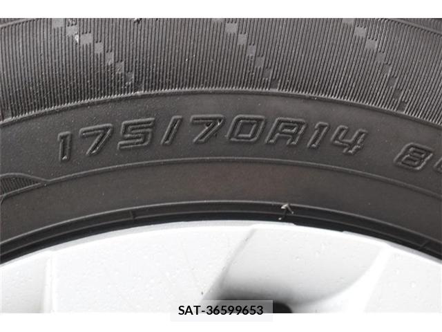 Toyota YARIS 2021-01 7331545-19