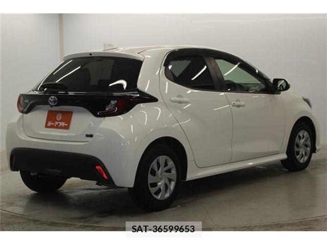 Toyota YARIS 2021-01 7331545-4