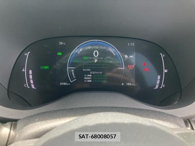 Toyota YARIS 2025-04 7331540-20