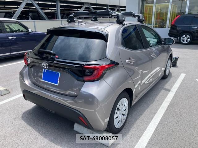 Toyota YARIS 2025-04 7331540-5