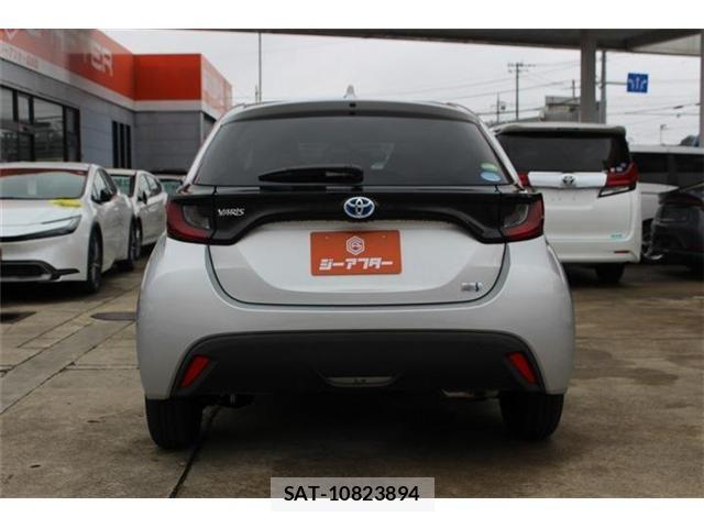 Toyota YARIS 2020-09 7331543-11