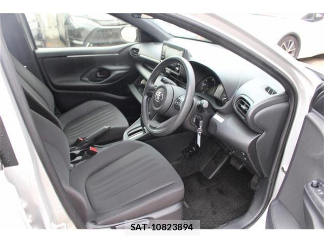 Toyota YARIS 2020-09 7331543-22