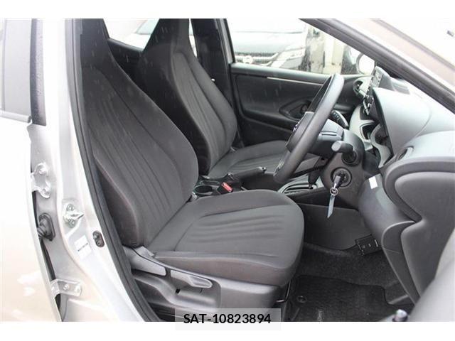 Toyota YARIS 2020-09 7331543-23
