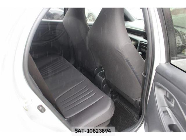Toyota YARIS 2020-09 7331543-24