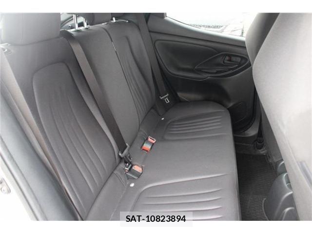 Toyota YARIS 2020-09 7331543-25