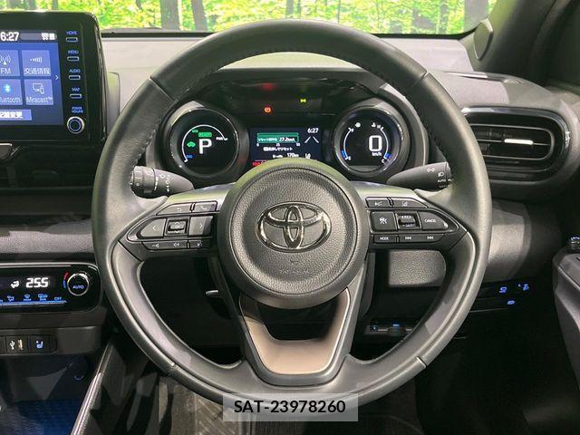 Toyota YARIS 2021-10 7331541-11