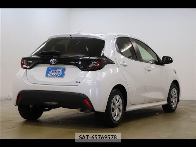 Toyota YARIS 2023-05 7331542-18
