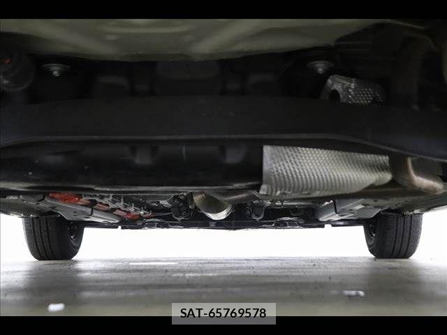 Toyota YARIS 2023-05 7331542-25