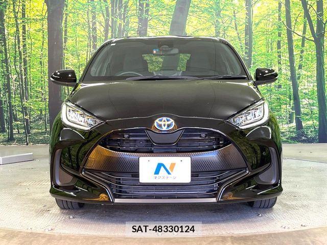 Toyota YARIS 2023-04 7331538-13