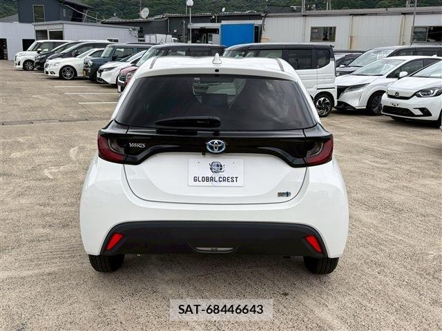 Toyota YARIS 2023-02 7331546-13