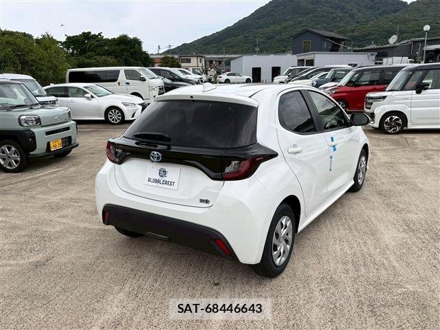Toyota YARIS 2023-02 7331546-14