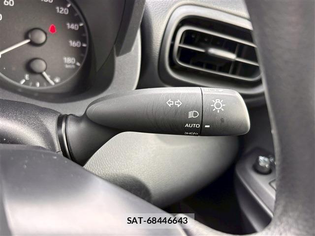 Toyota YARIS 2023-02 7331546-29