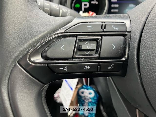 Toyota YARIS 2023-03 7360704-18