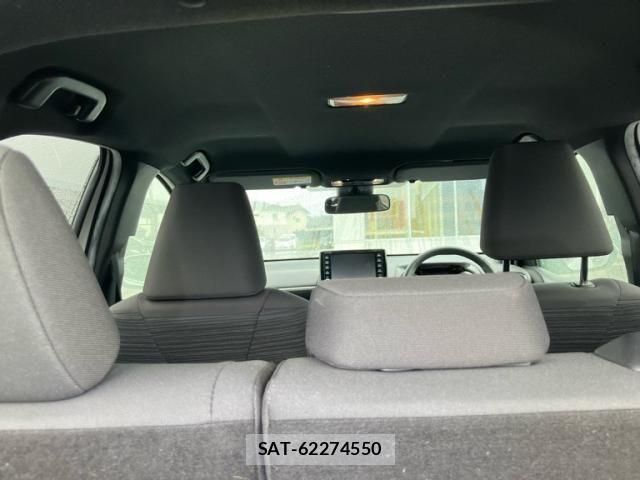 Toyota YARIS 2023-03 7360704-23