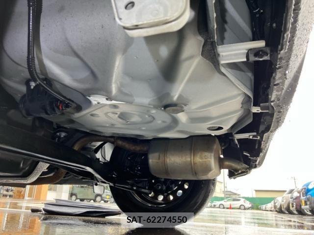 Toyota YARIS 2023-03 7360704-24