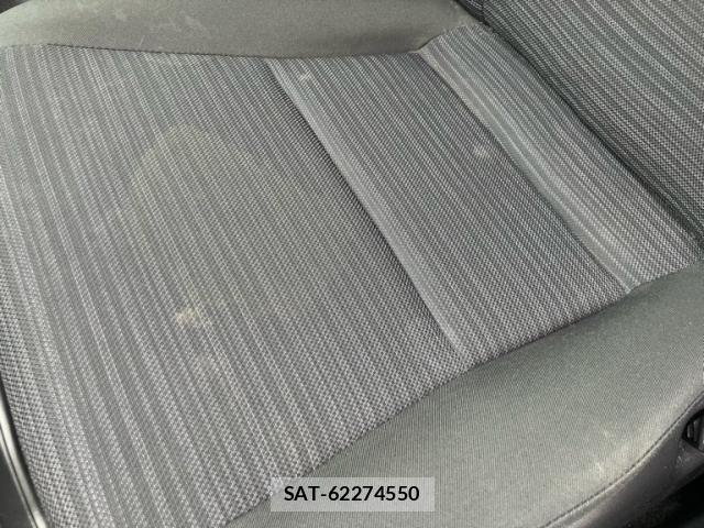 Toyota YARIS 2023-03 7360704-25