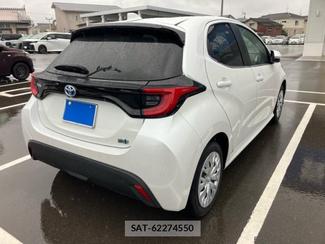 Toyota YARIS 2023-03 7360704-4