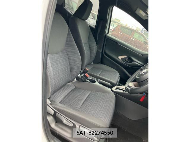 Toyota YARIS 2023-03 7360704-8
