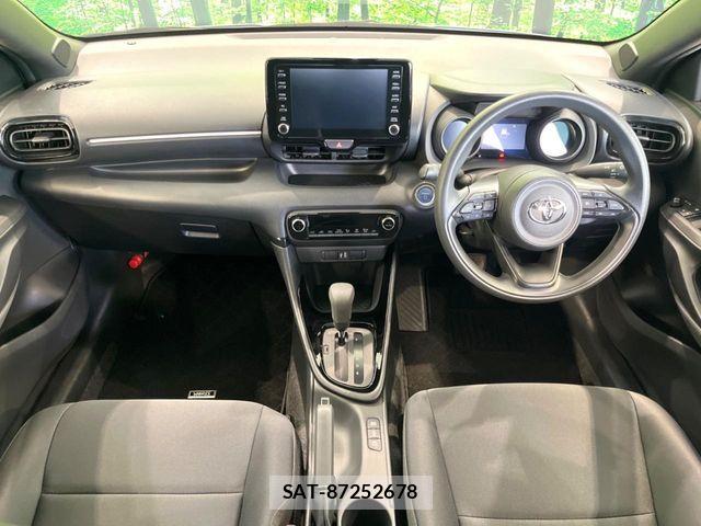 Toyota YARIS 2021-02 7360707-1