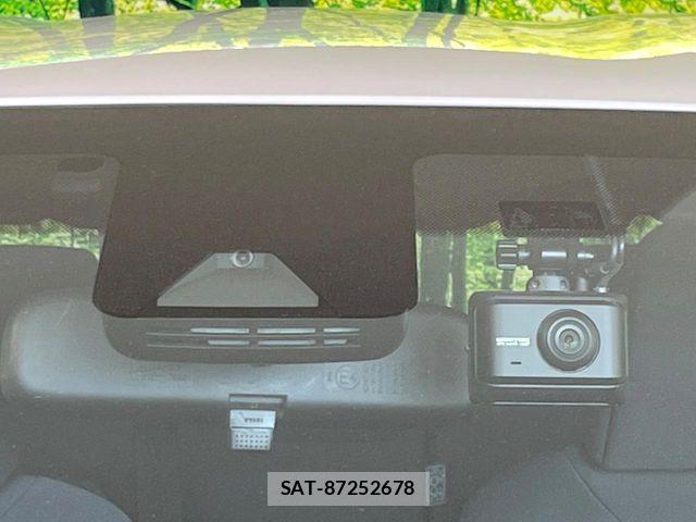 Toyota YARIS 2021-02 7360707-5