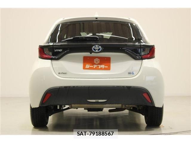 Toyota YARIS 2024-02 7360711-10