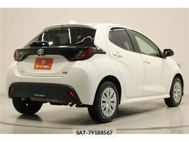 Toyota YARIS 2024-02 7360711-11